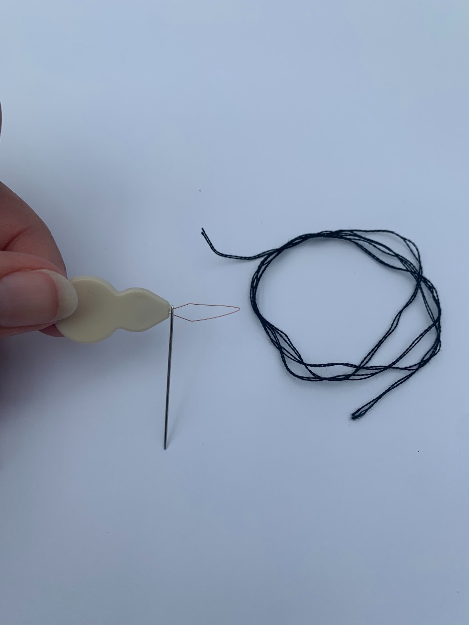 Naaletraeder_broderist_WEB3 Broderistens heavy metal nåletråder