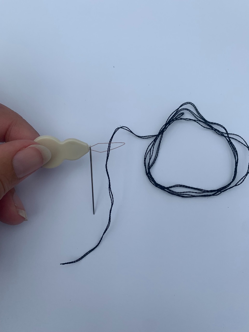 Naaletraeder_broderist_WEB4 Broderistens heavy metal nåletråder