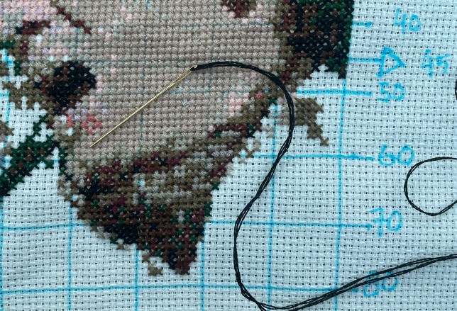 Broderist_forgyldt_nål_web Broderinåle 3 stk. - forgyldte (str. 24)