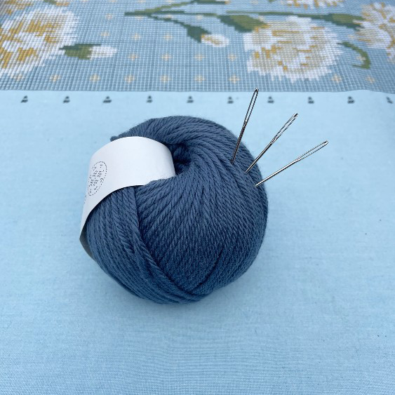 Broderist_stramaj_naal_web