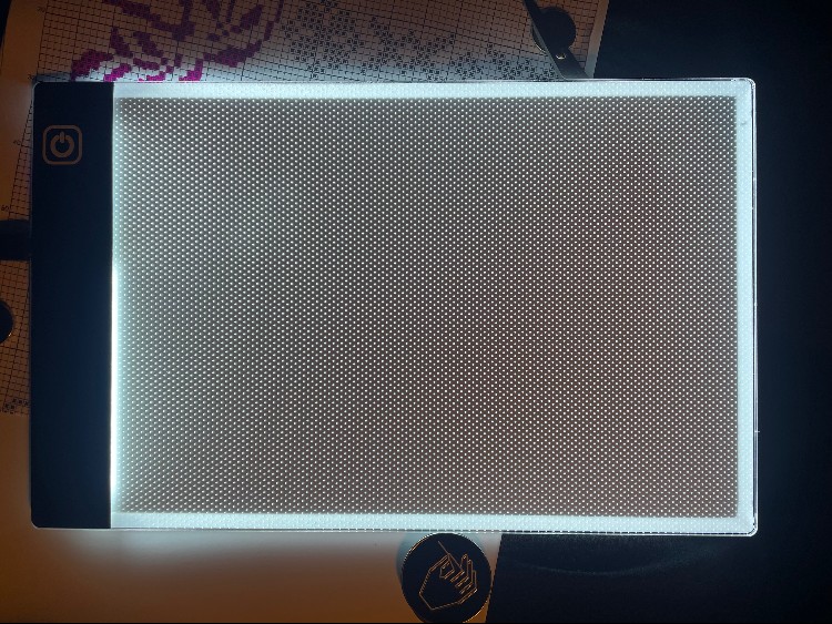 Broderistens lysplade (A5)