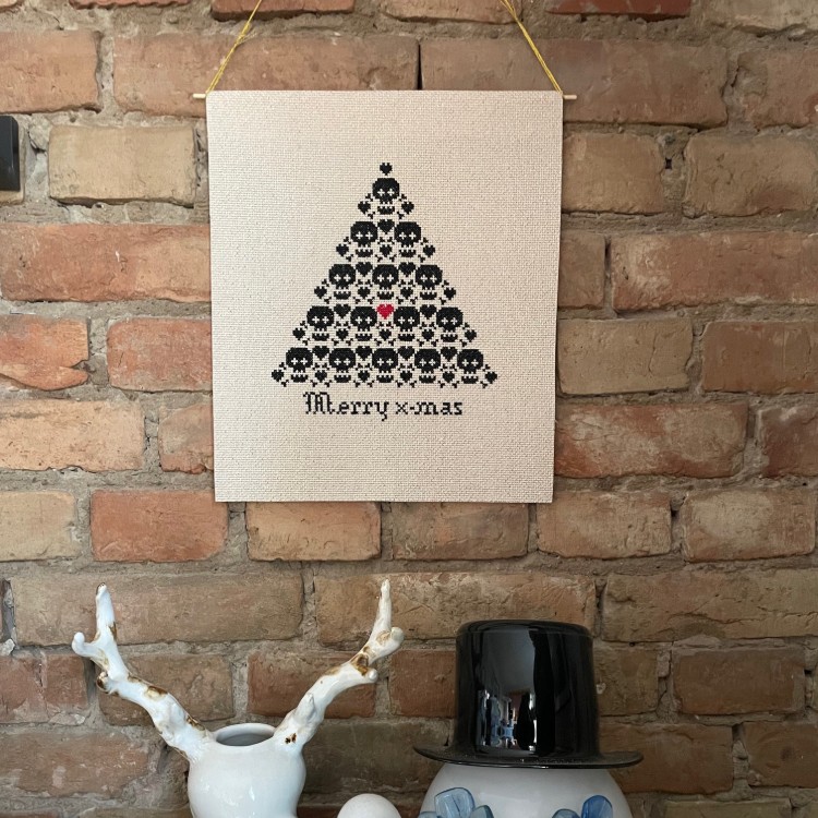 Broderistens Skull Tree