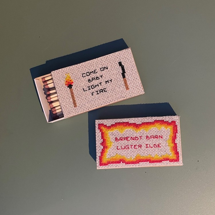 Broderistens tændSTIKæske