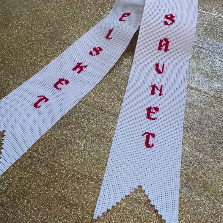 Sorg & Sytøj - Broderistens begravelsesbånd