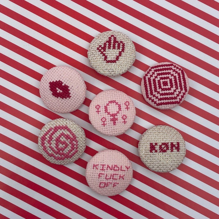 Broderistens knapper