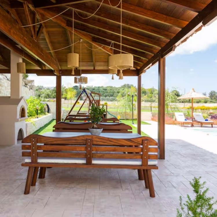 Luksus raseri broderi på Kreta 11.-17. maj 2026 (12.500 kr.)