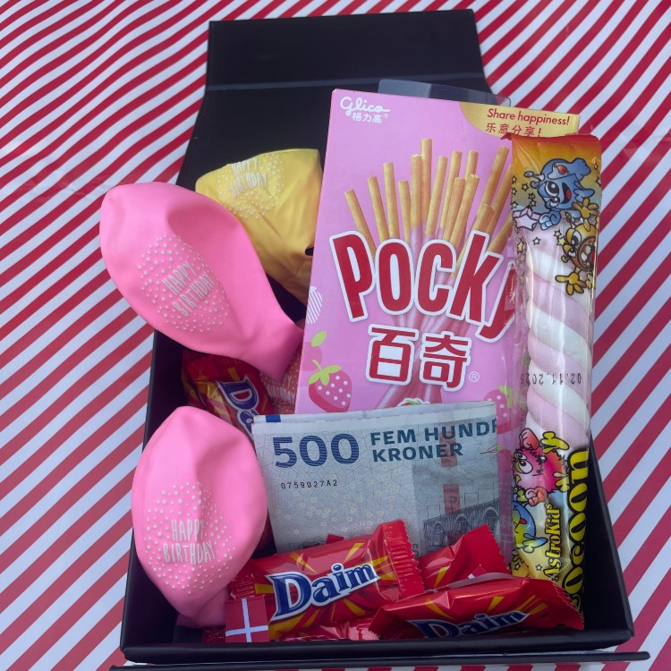 Broderistens "Tillykke" box