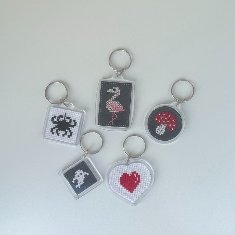 Broderistens blandede nøgleringe