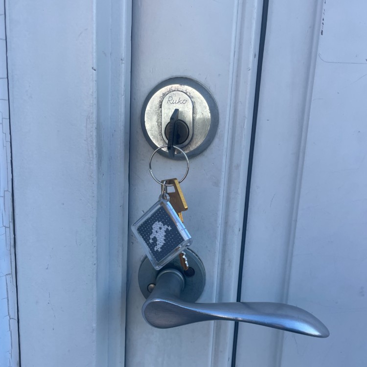 Broderistens blandede nøgleringe