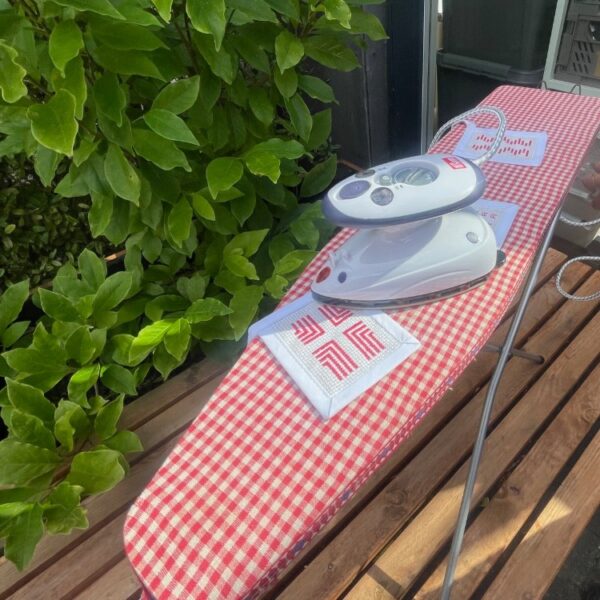 IMG_6507_broderist_mini_strygejern Broderistens leopard saks