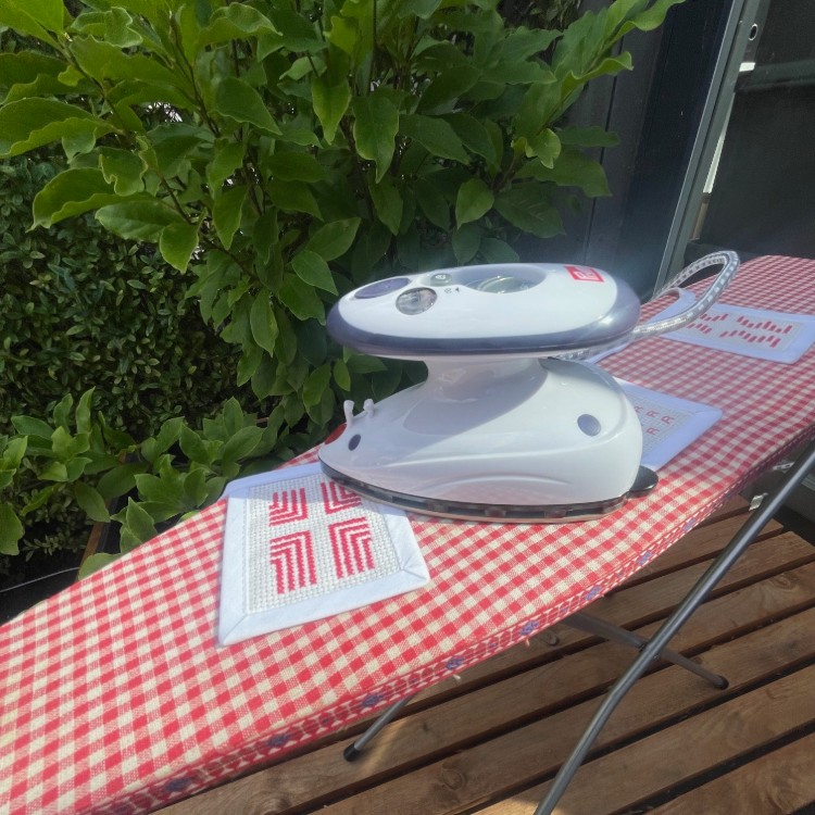 IMG_6508_broderist_mini_strygejern Broderistens mini dampstrygejern