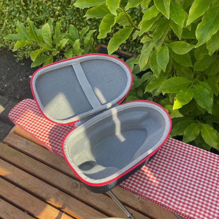 Broderistens taske til mini dampstrygejernet