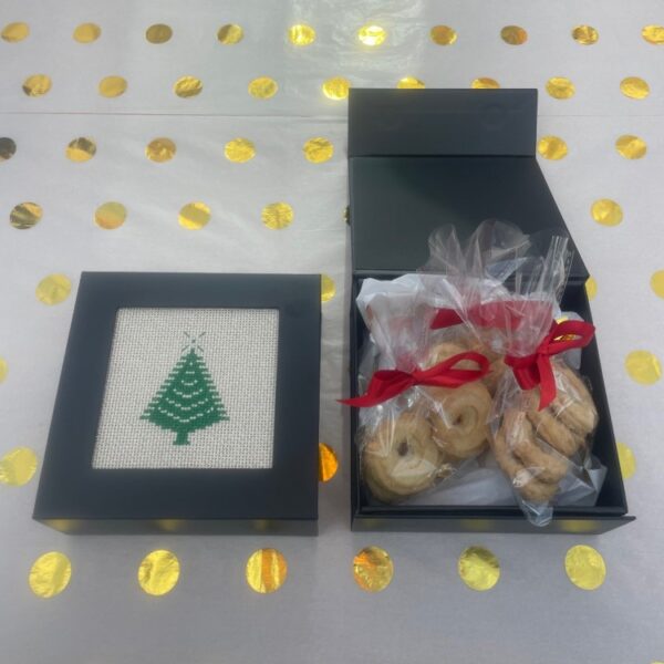 Broderist_juletræsbox_web Broderistens lille grønne TOP box