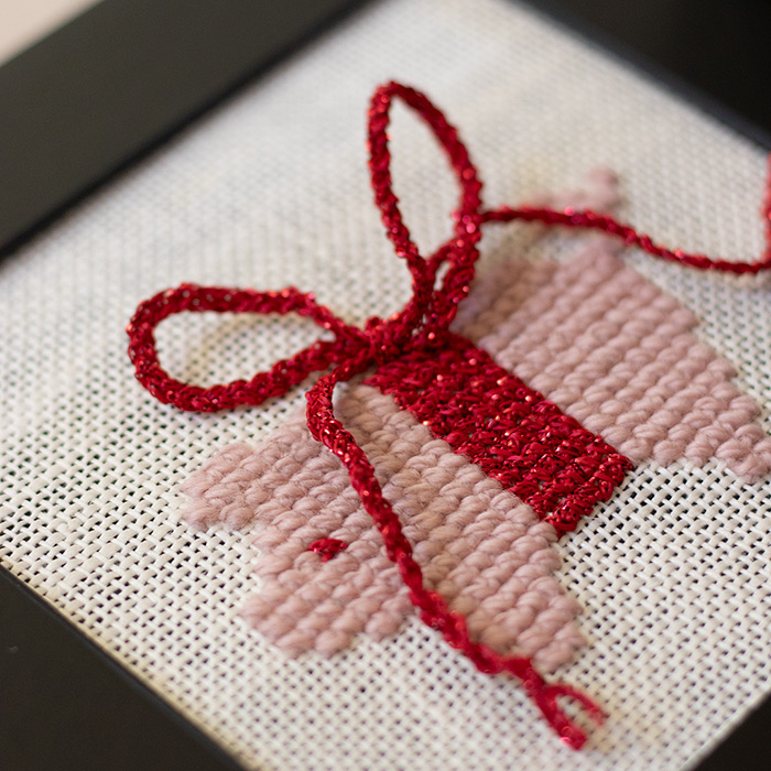 Æske-Broderist-Krea-Deluxe-WEB-6 Krea Deluxe "Stukket gris" box (uld/hør)