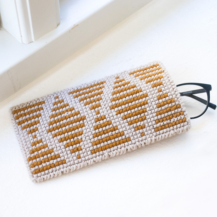 Broderistens brilleetui "Harley"