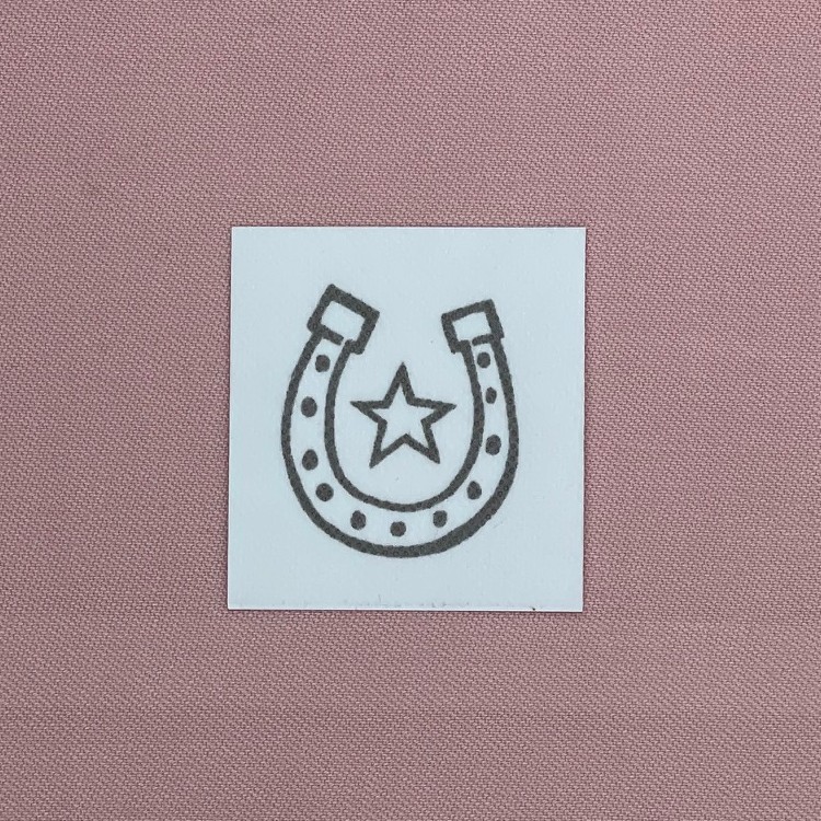 COWBOY Hestesko 750x750 Sticky Stik COWBOY