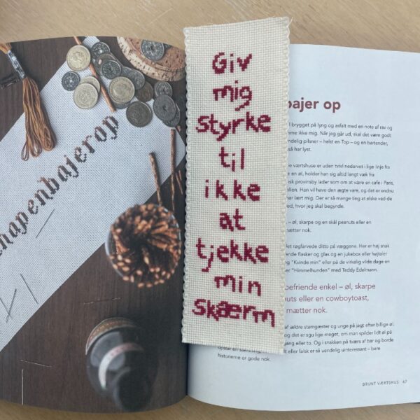 giv mig styrke broderist webfoto Broderistens bogmærke "Giv mig styrke"